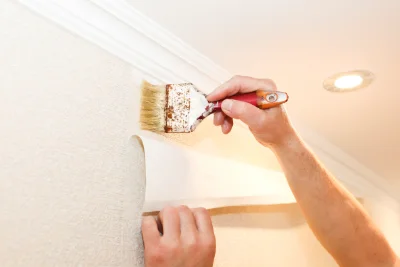 Pose de papier peint à Longueval — revêtements muraux et toiles de verre